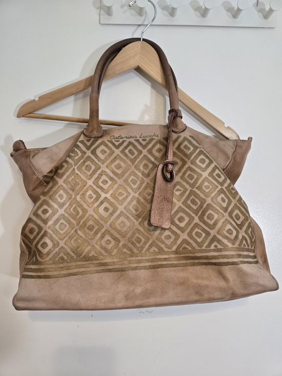 Catarina Lucci Handbags - Caterina Lucchi Italian Leather Tote - Geometric & Floral Gold Detail